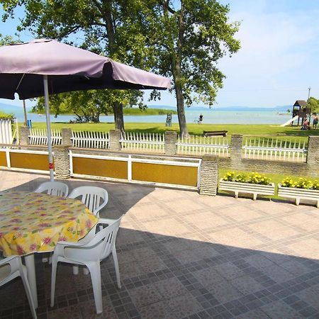 Margareta Apartmanhaz Apartment Balatonboglár Екстериор снимка