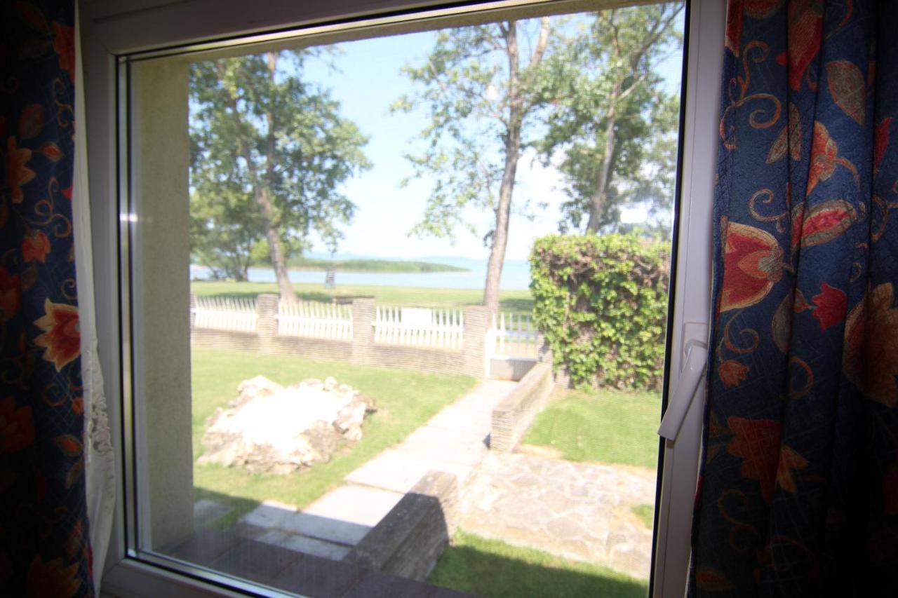 Margareta Apartmanhaz Apartment Balatonboglár Екстериор снимка