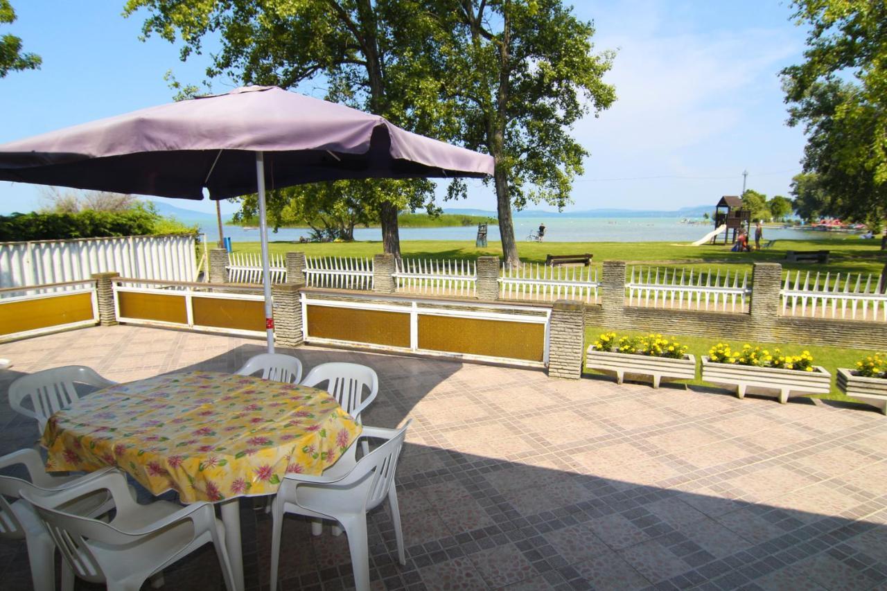 Margareta Apartmanhaz Apartment Balatonboglár Екстериор снимка