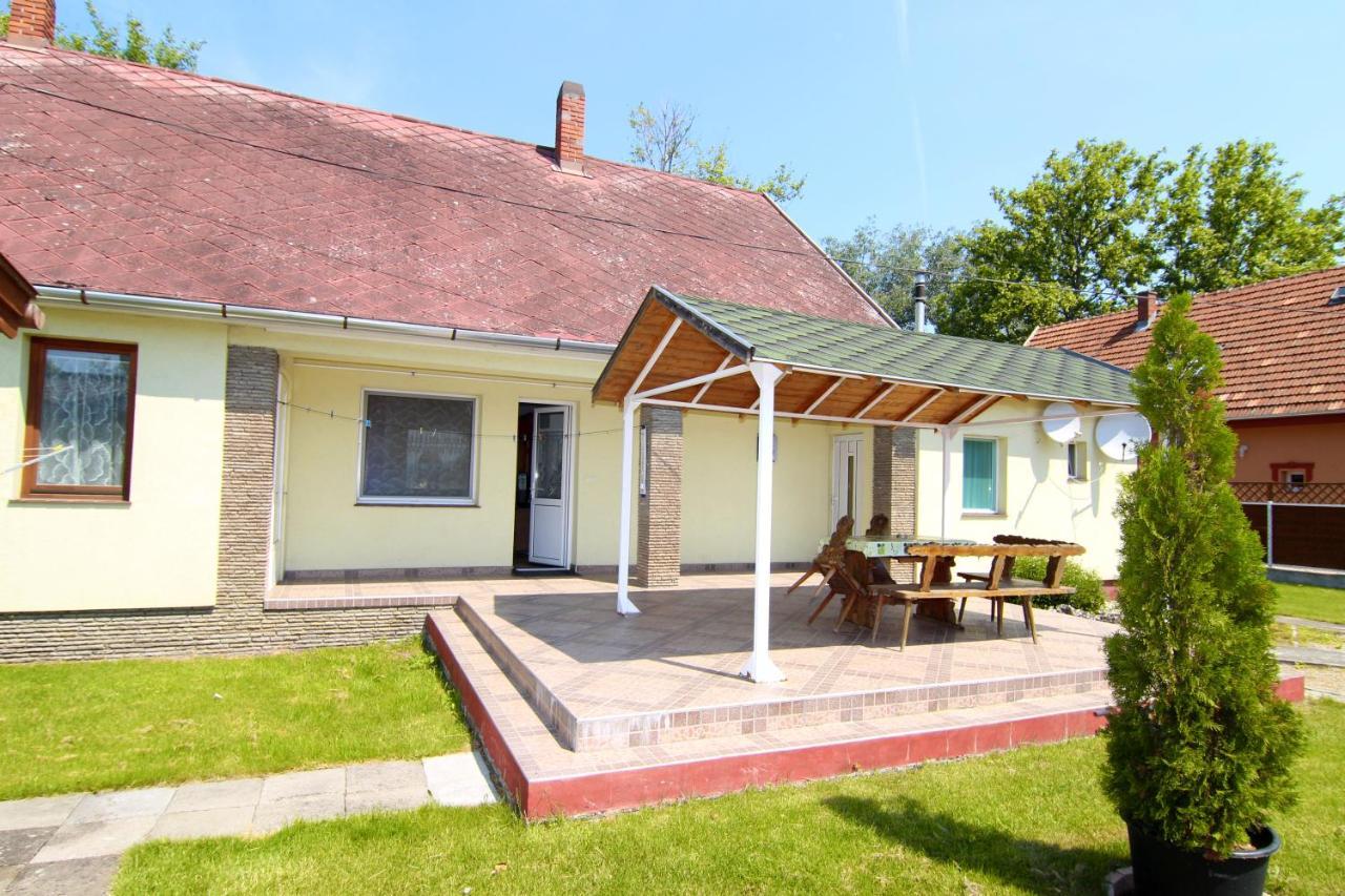 Margareta Apartmanhaz Apartment Balatonboglár Екстериор снимка